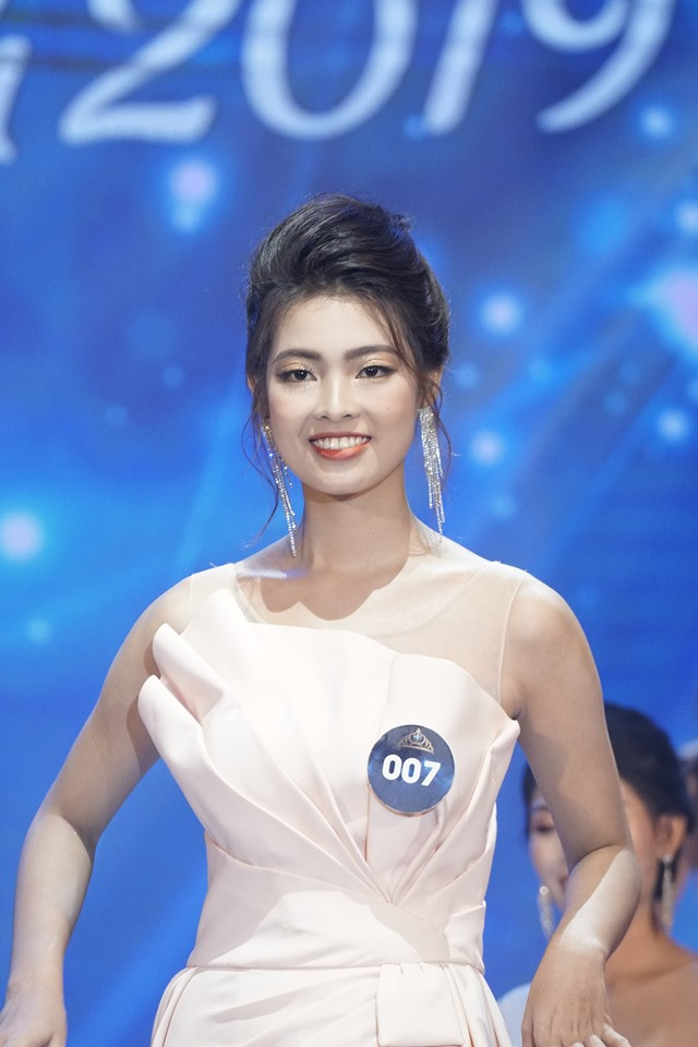 Trần Ngọc Huyền đến từ huyện Quảng Trạch (Quảng Bình). Ảnh: Nguyễn Chiến.