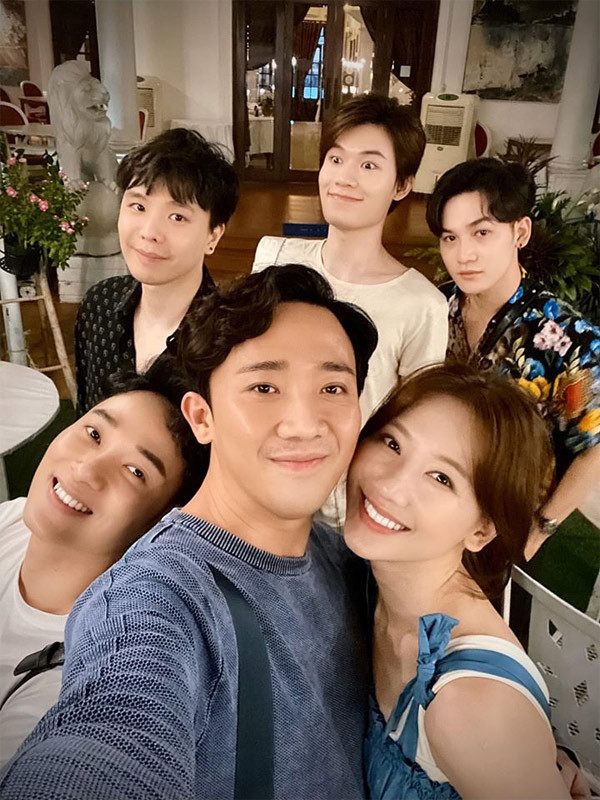 Dong nghiep tiet lo con nguoi that cua Tran Thanh giua on ao