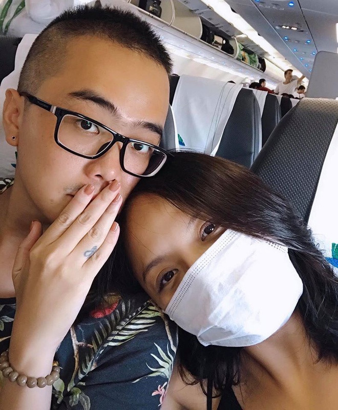 Sau những ồn ào, hiện tại Thu Quỳnh đang hạnh phúc bên tình yêu mới. Bạn trai Thu Quỳnh được khen ga lăng, chu đáo, tâm lý và yêu thương mẹ con cô.