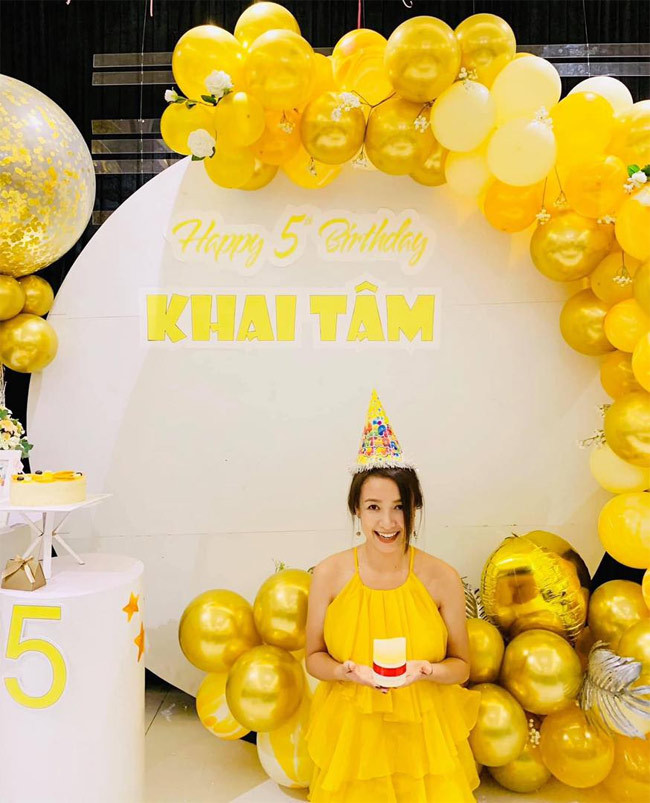 Trên trường quay, Lê Bê La là người thẳng tính còn Hải Thanh là người nóng tính nên cả hay rất hay khẩu chiến.