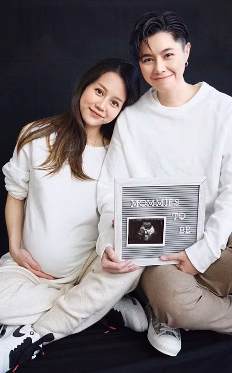 Mới đây, trên trang cá nhân, nữ diễn viên An Nguy thông báo tin vui đang mang thai con của cô và người yêu đồng giới Alex Nguyen.
