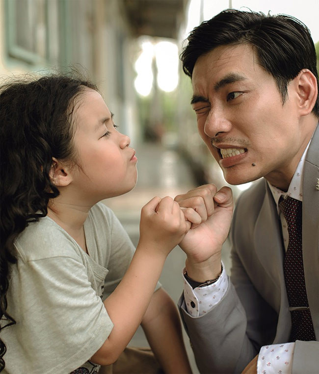 Để lấy lại danh tiếng, Kiều Minh Tuấn lao vào hoạt động nghệ thuật và tham gia liên tiếp các phim như: “Hạnh phúc của mẹ”, “Anh trai yêu quái” và “Nắng 3”.