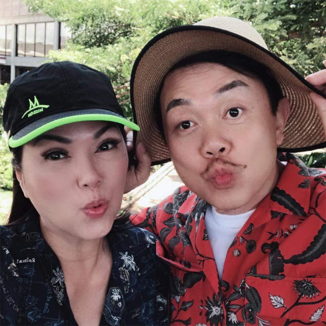 Trong mắt Phương Loan, Chí Tài là một người chồng đàng hoàng và chỉn chu. “Ảnh cũng chiều tôi lắm. Làm bao nhiêu tiền đều để dành gửi về cho vợ, vợ thích mua gì cũng đồng ý hết. Vợ chồng thường xuyên xa nhau, tôi cũng ghen chứ. Nhất là chồng nổi tiếng, ai lại không ghen. Thế nhưng tôi tin tưởng ảnh lắm…”, Phương Loan tâm sự.