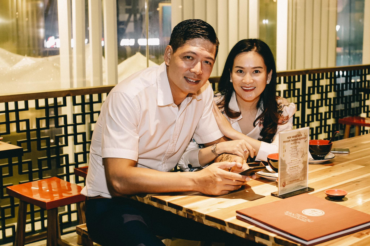Dù Bình Minh không chơi Facebook nhưng những hình ảnh gia đình hạnh phúc thường được bà xã của anh chia sẻ lên trang cá nhân.