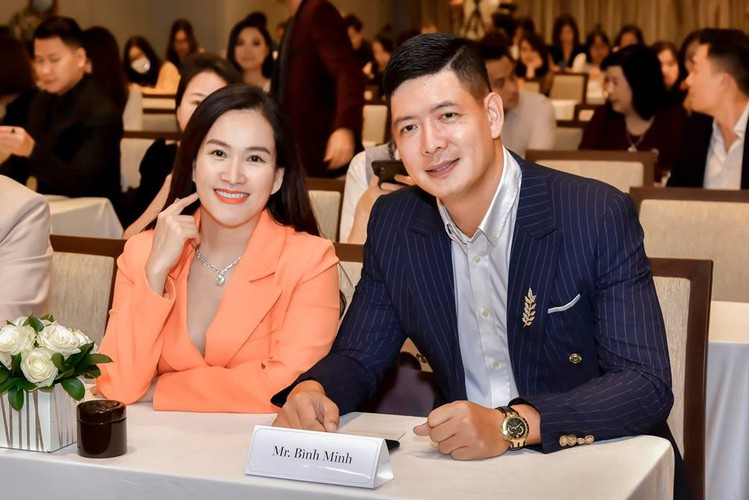 Thời gian gần đây, Bình Minh và vợ đại gia được bắt gặp thường xuyên đồng hành cùng nhau trong các sự kiện cũng như công việc.