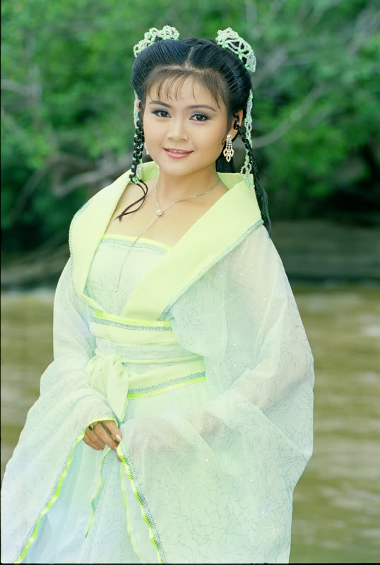 Chị sở hữu gương mặt bầu bĩnh, phúc hậu từ khi còn trẻ. Ảnh: Facebook nhân vật, Fanpage nghệ sĩ Trinh Trinh.