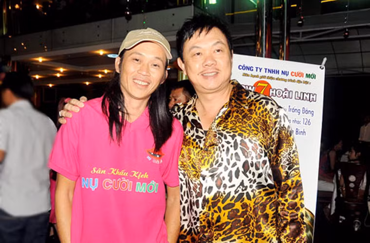 Khi Hoài Linh ngỏ ý muốn cộng tác, Chí Tài nhận lời ngay bởi khi đó, Hoài Linh rất nổi tiếng ở hải ngoại và anh rất thần tượng nam danh hài.