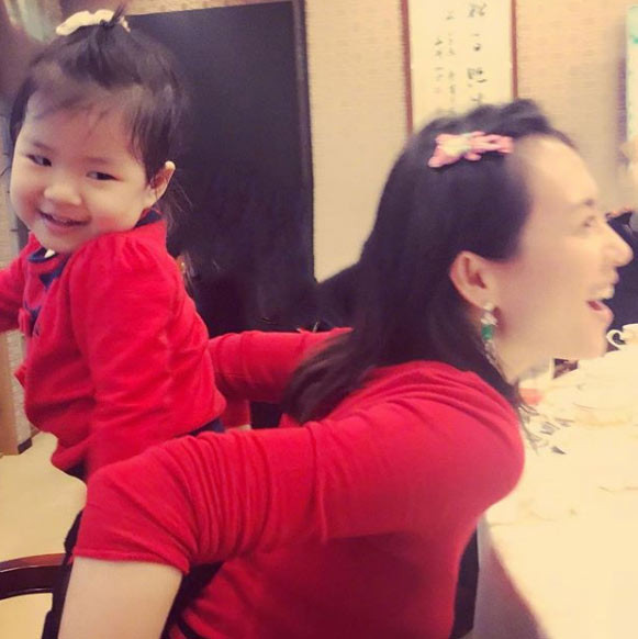 Sau khi sinh con gái đầu lòng, Chương Tử Di tạm gác mọi hoạt động nghệ thuật. Năm 2019 cô mới tham gia 2 bộ phim: "Godzilla: King of the Monsters" và "The Climbers".