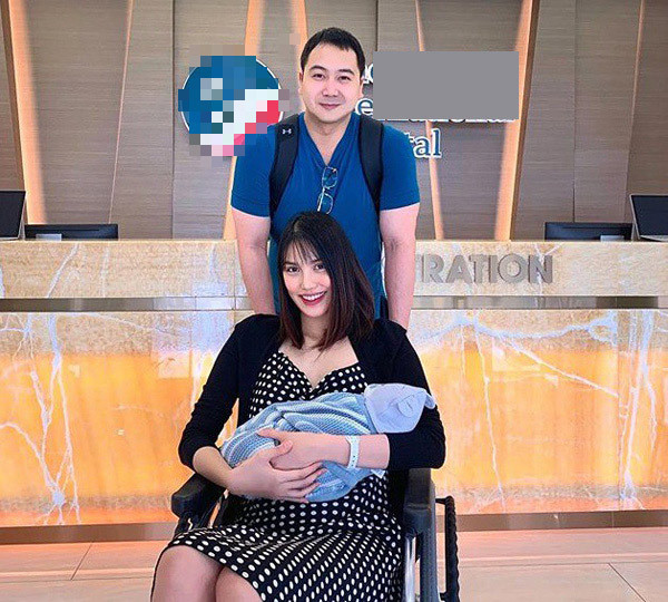 Sau 7 tháng kết hôn, Lan Khuê có tin vui và đến tháng 11/2019 cô hạ sinh con trai đầu lòng.