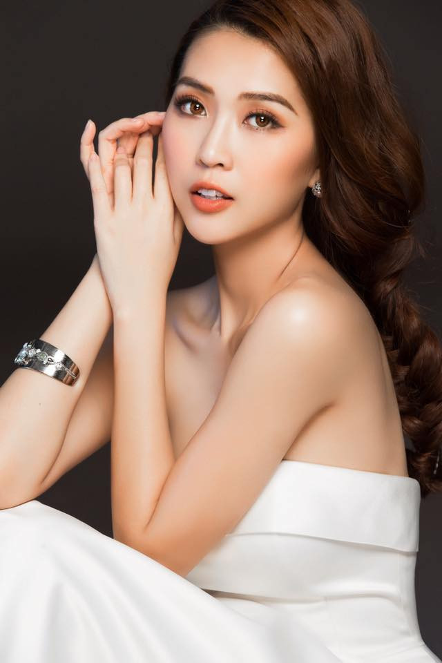 Hoa hậu Tường Linh lại vô tình trở thành người thứ ba. Hoa hậu Sắc đẹp châu Á Tường Linh đã thổ lộ điều này trong chương trình Người ấy là ai.