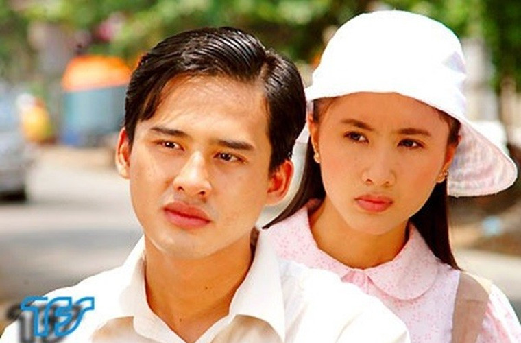 Nguyệt Ánh là diễn viên truyền hình quen thuộc với khán giả qua các bộ phim như: Cổng mặt trời, Thứ ba học trò, Dòng sông huynh đệ, Giấc mơ cổ tích, Gia đình phép thuật...