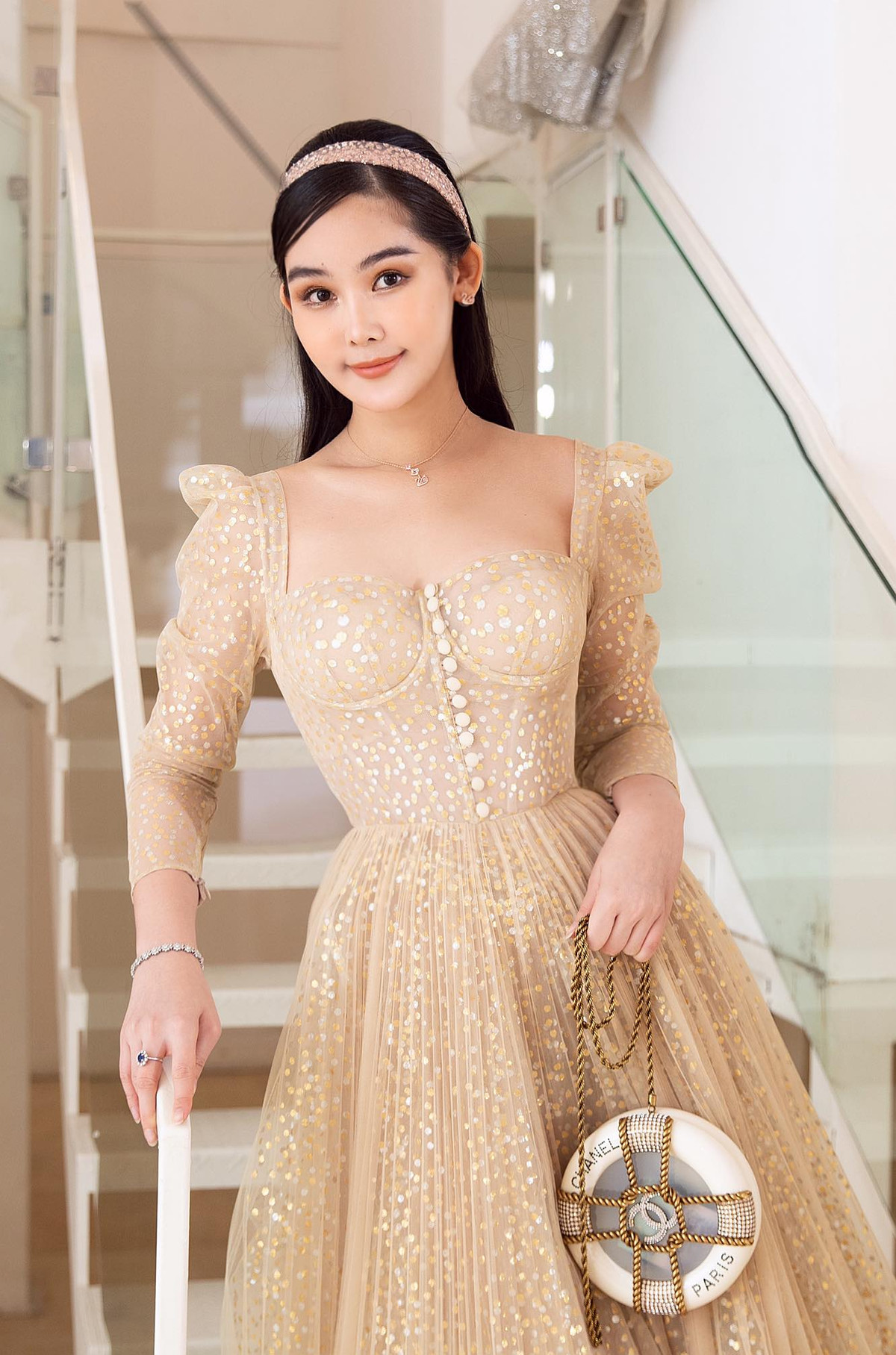 Nhan sắc trẻ trung và xinh đẹp khiến nữ giảng viên không ít lần bị nhầm là sinh viên.