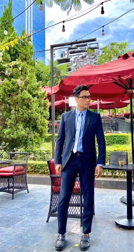 Không lâu sau đó, nam diễn viên "Hồ sơ cá sấu" nhanh chóng lấy lại ngoại hình phong độ chuẩn soái ca sau khi giảm được 6kg.