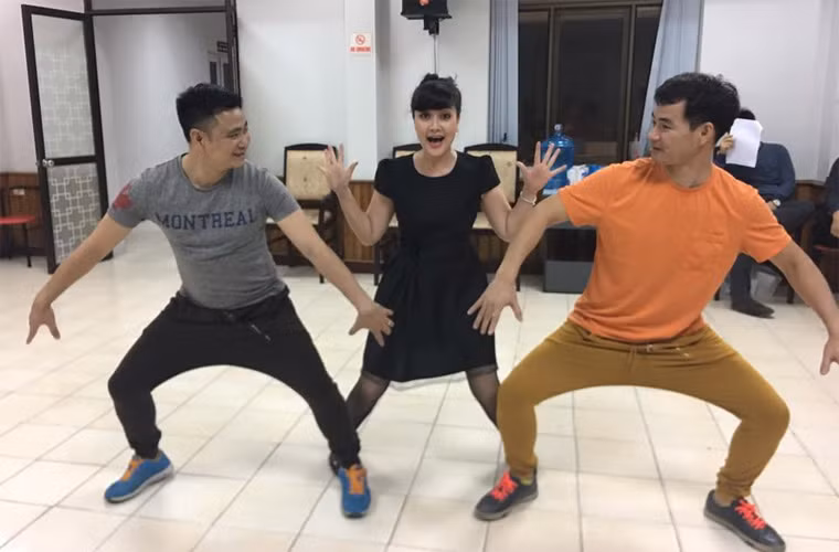 Cô là một trong những gương mặt nghệ sĩ hài được yêu thích của sân khấu và màn ảnh phía Bắc.