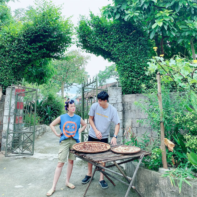 Cười ngất ngắm loạt ảnh bá đạo của nghệ sĩ hài Vân Dung Cuoi ngat ngam loat anh ba dao cua nghe si hai Van Dung