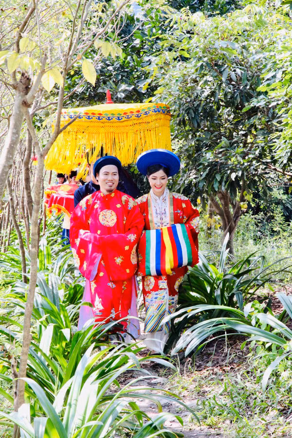 Dù không hoạt động trong lĩnh vực giải trí nhưng vợ của Vượng Râu vẫn luôn là hậu phương vững chắc của nam danh hài.