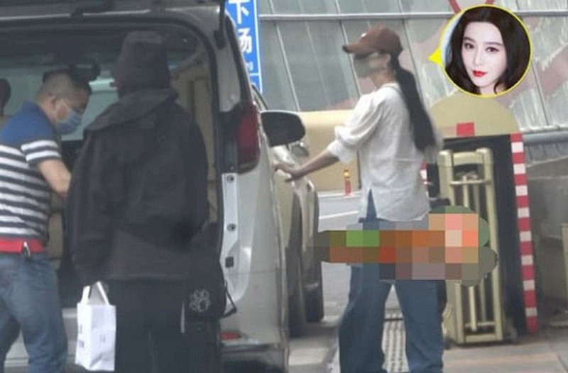 Không còn ở vị trí sao hạng A Cbiz nữa nên lối sống xa hoa trước đây cũng được Băng Băng thay đổi dần. Cô sống giản dị hơn, mặc đồ cũ, không đi xe sang, không xuất hiện trên các thảm đỏ sự kiện và ít thấy trên truyền thông.