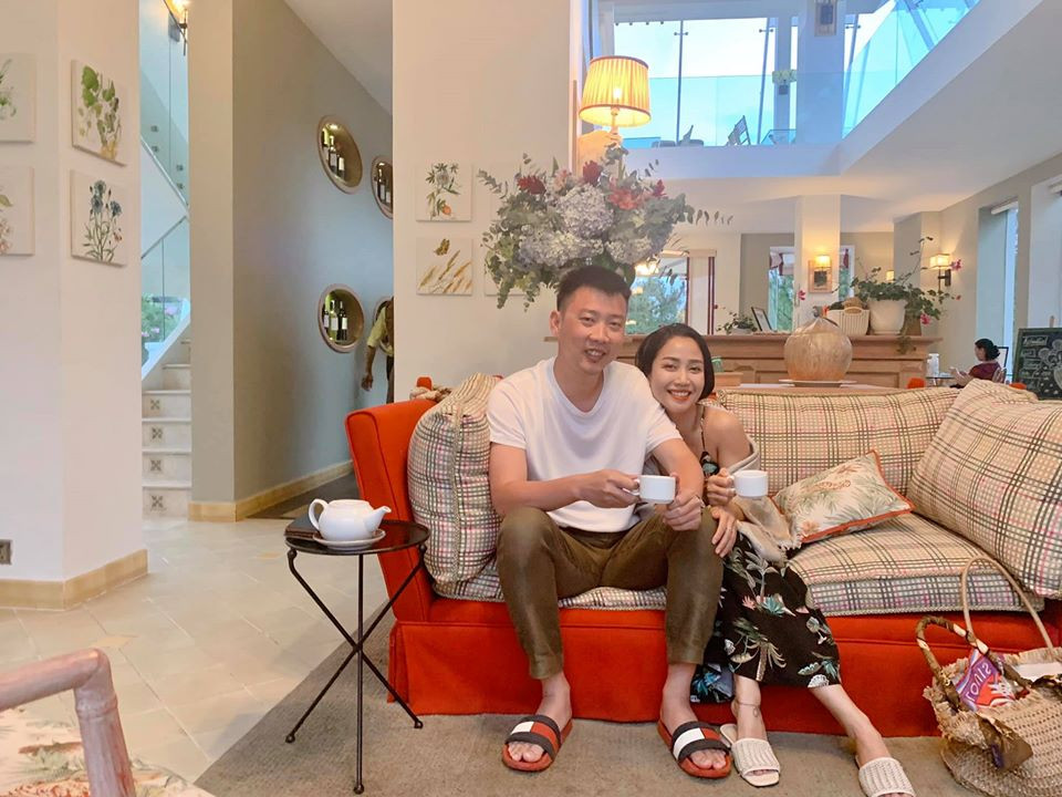 Ốc Thanh Vân chia sẻ về ứng xử khi hôn nhân gặp sóng gió: “Khi chồng ngoại tình, việc người vợ như tôi xuất hiện kịp thời là rất quan trọng để lôi chồng về".