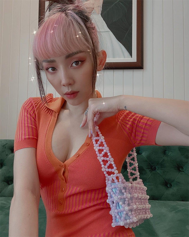 Hình ảnh của Tóc Tiên lúc nào cũng nóng bỏng và tràn đầy sức sống.