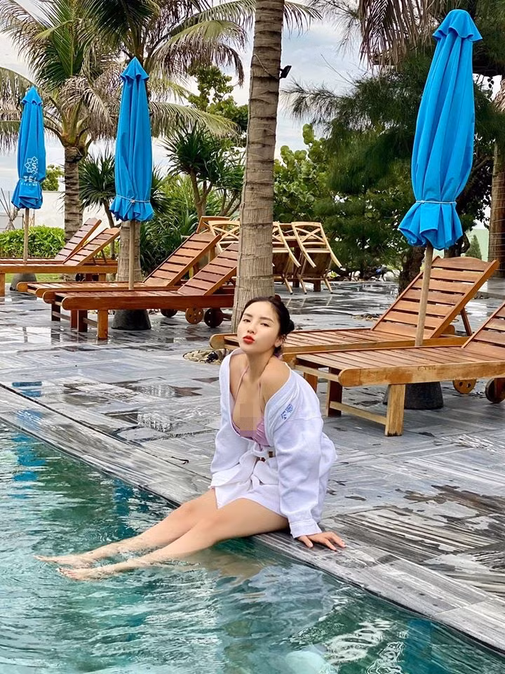 Sau 6 năm đăng quang Hoa hậu Việt Nam, Kỳ Duyên "lột xác" ngày càng xinh đẹp và nóng bỏng.