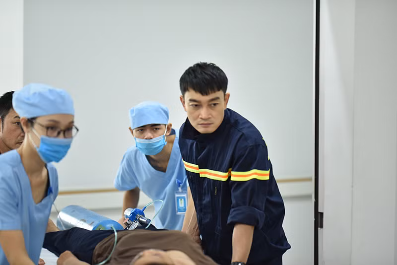 Mới nhất, trong phim "Lửa ấm" lên sóng từ ngày 1/10 trên VTV1, Trương Minh Quốc Thái đảm nhận vai Minh - Đội trưởng đội phòng cháy chữa cháy. Cương trực trong công việc nhưng cuộc sống riêng, Minh lại bê bối trong việc giữ lửa hạnh phúc gia đình.