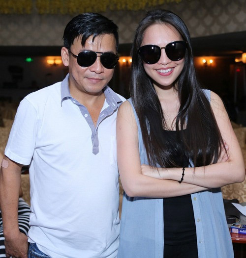 Sau khi sinh con gái đầu lòng Gia Bảo, Hiền Thục để con mang họ mẹ và quyết định làm mẹ đơn thân. Tuấn Thăng cho biết, Hiền Thục “hận” anh và cấm không cho tiếp xúc với con. Tuy nhiên, thời gian gần đây, mối quan hệ của hai người đã hạ nhiệt và làm hòa với nhau.