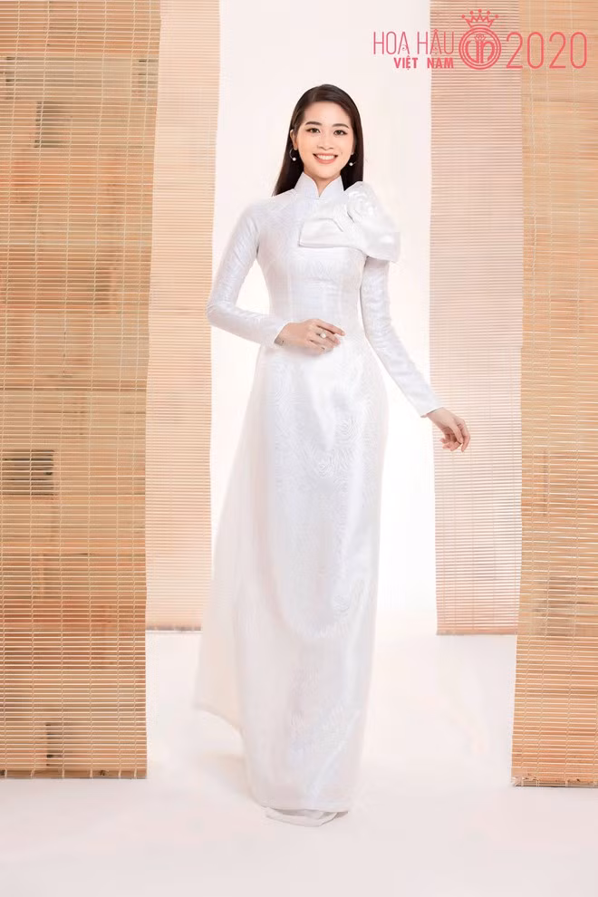 Vũ Nguyễn Quỳnh Trang từng lọt Top 10 Hoa hậu Hoàn vũ Việt Nam 2017. Người đẹp được đánh giá cao bởi nhan sắc và tri thức.