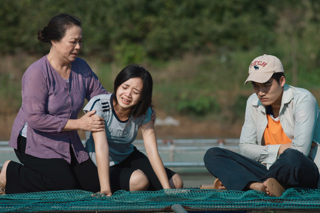 Chính thức bén duyên với điện ảnh qua vai diễn một cô gái quê trong bộ phim “Đi qua mùa hạ”, Quỳnh Kool nhận được nhiều phản hồi tích cực từ phía khán giả. Điều đó là động lực giúp cô luôn nỗ lực để được công nhận là một diễn viên.