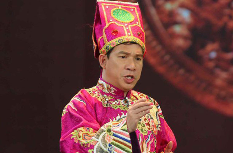 “Bên ngoài đổ nát hoang sơ, bên trong nội thất tiện nghi bất ngờ” – Táo Kinh Công Quang Thắng hóm hỉnh.