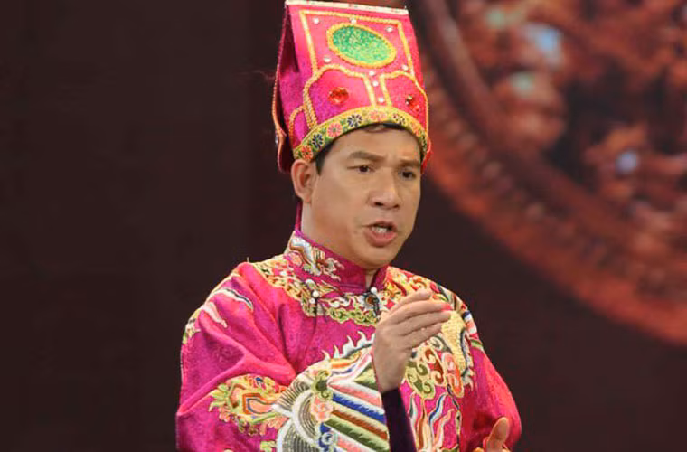 “Bên ngoài đổ nát hoang sơ, bên trong nội thất tiện nghi bất ngờ” – Táo Kinh Công Quang Thắng hóm hỉnh.