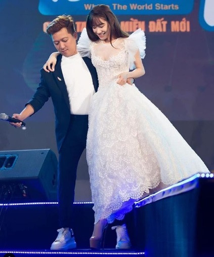 "Mười khó" tiết lộ anh "không có cơ hội tiêu tiền" vì bận đi làm từ sáng đến tối.