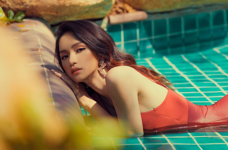 Người đẹp sinh năm 1991 thực sự đã "lột xác" về nhan sắc, thành công trong sự nghiệp sau khi phẫu thuật chuyển giới.