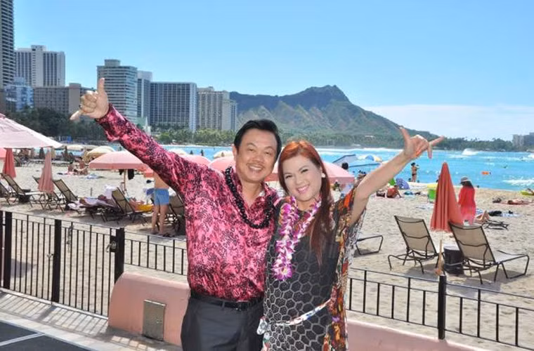 Kiếm được bao nhiêu tiền, Chí Tài chỉ giữ lại một ít đủ dùng cho mình và gửi hết cho vợ giữ.