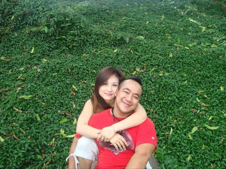 Qua bao nhiêu năm, bà xã của Hiếu Hiền vẫn giữ được nét xinh đẹp dịu dàng như thời thiếu nữ và ngày càng đằm thắm hơn.