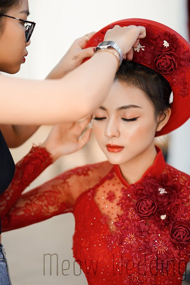 Cô bạn có kinh nghiệm làm người mẫu ảnh.