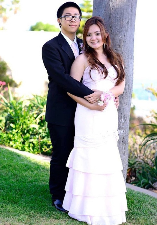 Năm 2015, ở tuổi 20 Xuân Mai kết hôn và sinh con đầu lòng. Để mưu sinh, sao nhí một thời phải đi phụ việc ở tiệm phở, làm việc trong một cửa hàng điện thoại.