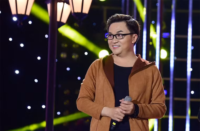 Từng có thời kỳ nghèo khó từ lúc nhỏ cho tới khi thanh niên, nên khi đã có mọi thứ trong tay, Đại Nghĩa cũng không sống phung phí.