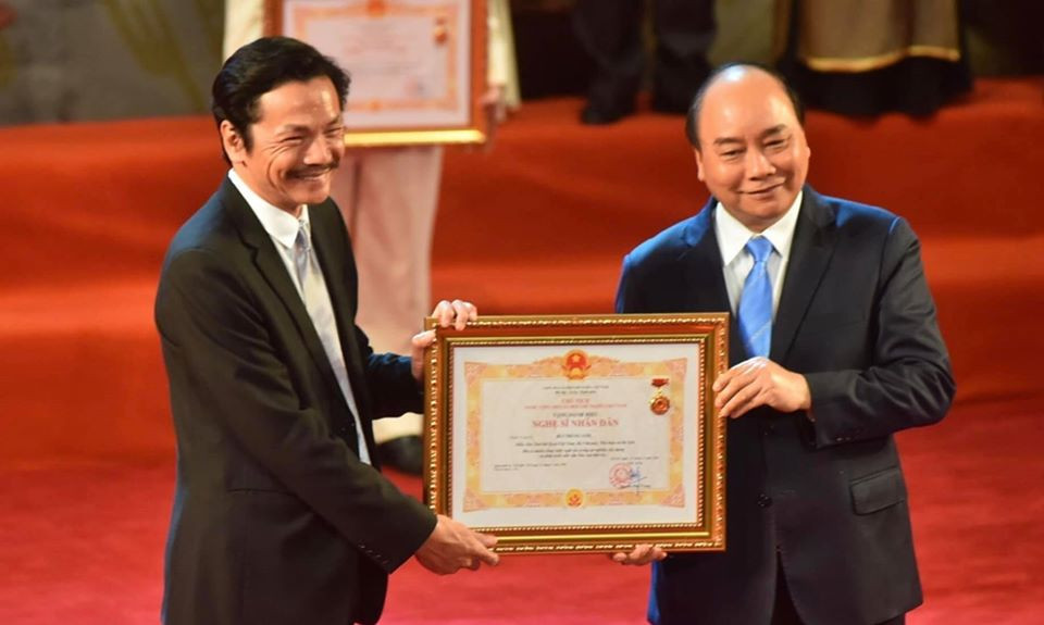 Trước đó, nghệ sĩ Trung Anh cũng nhận tin vui khi được phong tặng danh hiệu NSND sau những cống hiến cho nghệ thuật.