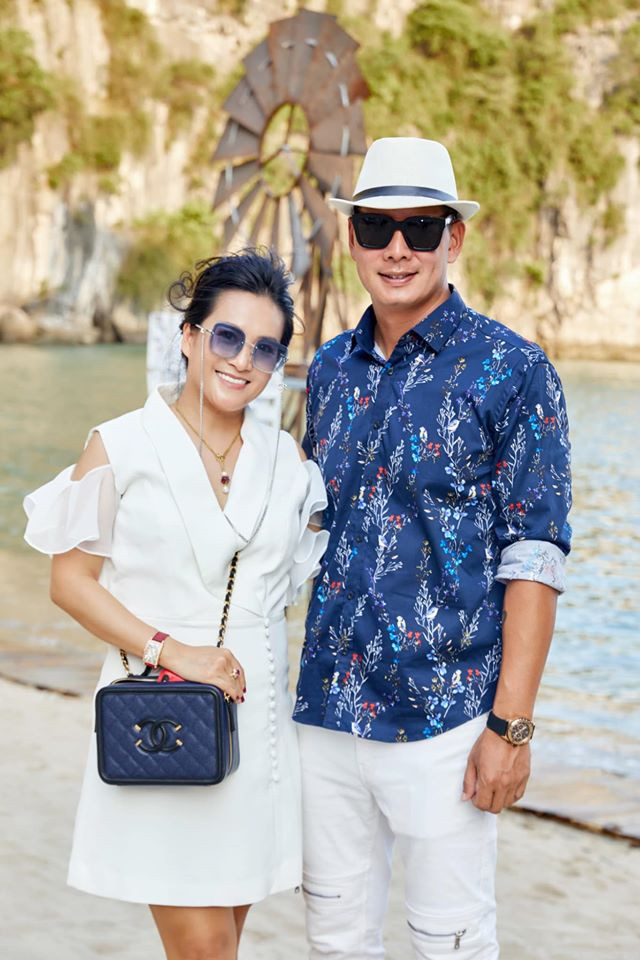 Bình Minh cũng chọn cách dần vắng bóng khỏi Vbiz và hạn chế sử dụng trang cá nhân để cuộc sống gia đình không bị ảnh hưởng.