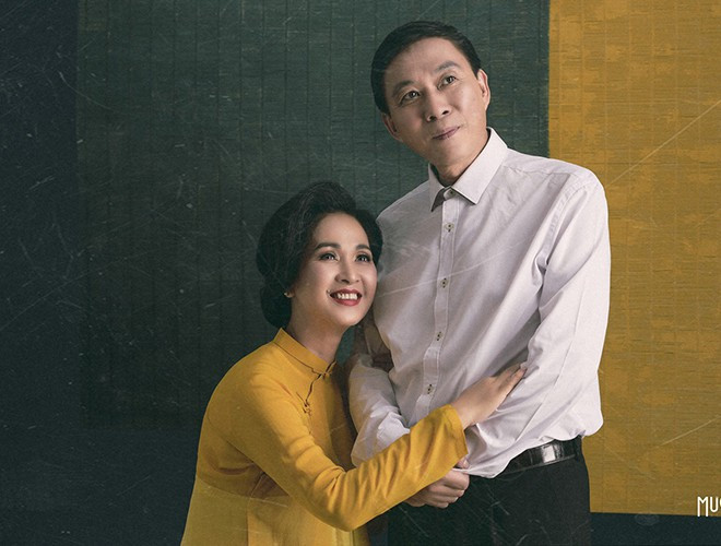 NSND Lan Hương tiết lộ bí quyết giữ "lửa" hôn nhân trước hết là phải biết hi sinh, nhường nhịn, tôn trọng mong muốn của đối phương và tin tưởng lẫn nhau. Về phía nghệ sĩ Đỗ Kỷ, ông luôn biết cách thu xếp giữa công việc và gia đình để giữ mái nhà êm ấm.