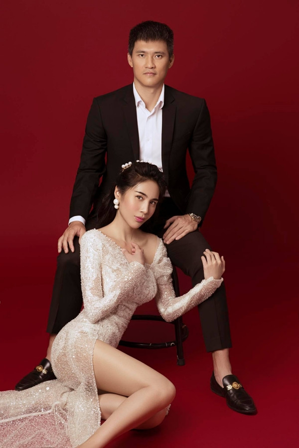 Ông xã của Thủy Tiên từng hài hước thừa nhận: "Đấy đàn ông sợ vợ đi khỏe thân, cương với vợ làm gì cho cực".