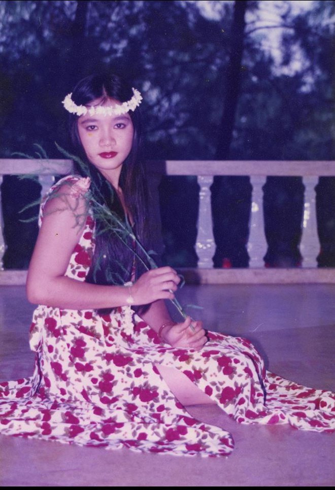 MC Cát Tường sở hữu vóc dáng mảnh mai thuở đôi mươi...