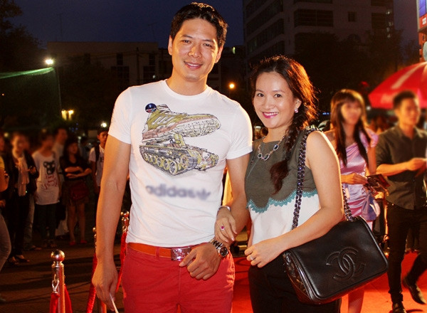 Sau khi mọi việc lắng xuống, nữ doanh nhân chỉ chia sẻ ngắn gọn: “Hiện tại, tôi và Bình Minh đều rất bận rộn với công việc. Tôi không muốn rơi vào guồng máy cứ nói qua nói lại, sẽ gây sự nhàm chán cho độc giả”.