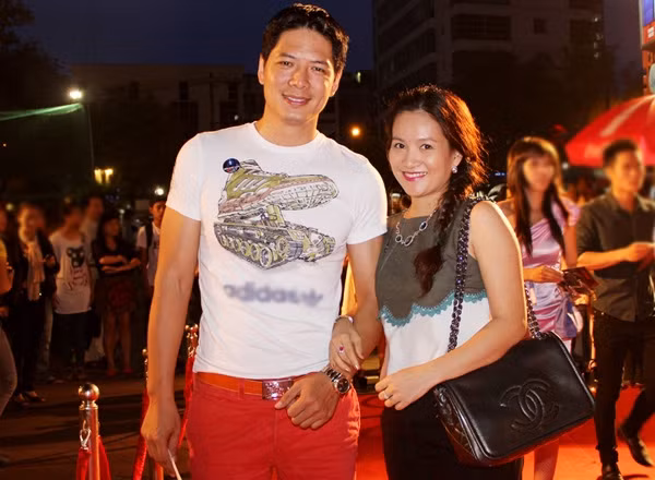 Sau khi mọi việc lắng xuống, nữ doanh nhân chỉ chia sẻ ngắn gọn: “Hiện tại, tôi và Bình Minh đều rất bận rộn với công việc. Tôi không muốn rơi vào guồng máy cứ nói qua nói lại, sẽ gây sự nhàm chán cho độc giả”.