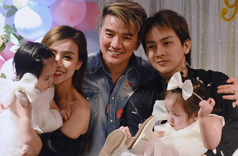 Năm 2018, Hoài Lâm thông báo kết hôn với Bảo Ngọc đồng thời nam ca sĩ cũng cho biết vợ chồng anh đã có hai con gái.