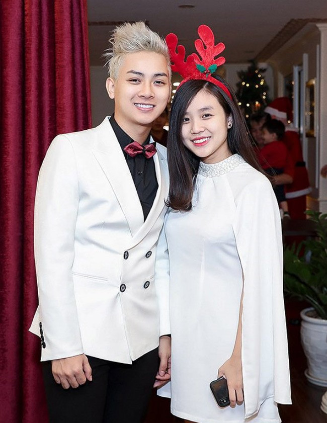 Thời điểm đó, Hoài Lâm nhận rất nhiều chỉ trích từ khán giả rằng anh mải mê yêu đương mà quên cả ca hát. Bất chấp những phản ứng tiêu cực đó, Hoài Lâm và Bảo Ngọc vẫn luôn thể hiện những gì ngọt ngào nhất.