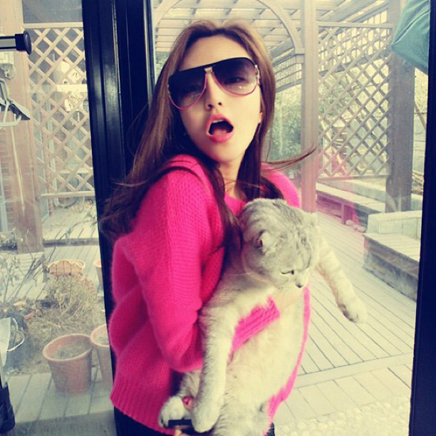 Người yêu cũ của Châu Dương Thanh không chỉ lăng nhăng, thích quan hệ tập thể mà còn bị tố cướp bạn gái của nam diễn viên Âu Đệ.