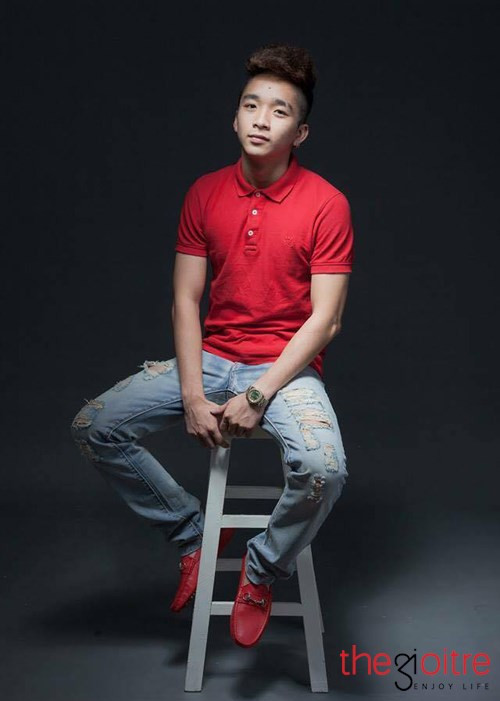 Chia sẻ về dự định đặc biệt trong tương lai, 9x điển trai bật mí: "Ngoài dự định làm du lịch, mình cũng muốn kinh doanh ở một số lĩnh vực khác như mở một Beer Garden tại Hạ Long chẳng hạn. Hy vọng mọi dự định sẽ thành hiện thực".