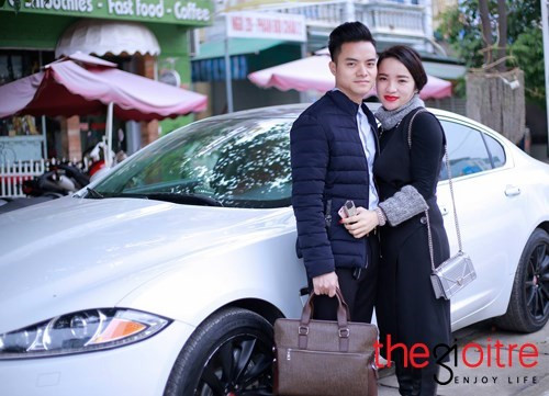 Chồng Nhung Hít là một doanh nhân thành đạt, yêu vợ, thương con.