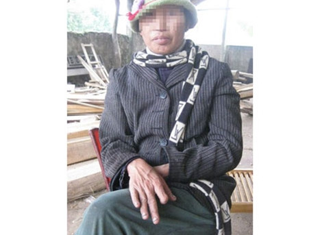 Can dut ngon tay tre so sinh... tru ta chan dong Dong Nai-Hinh-4